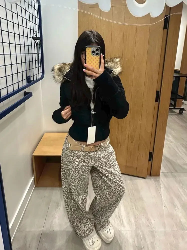New Women's Short Down Jacket Faux Fur Trim Hooded Zipper Front Pleated Waist Long Sleeve Winter Warm Slim Fit Padded Jacket