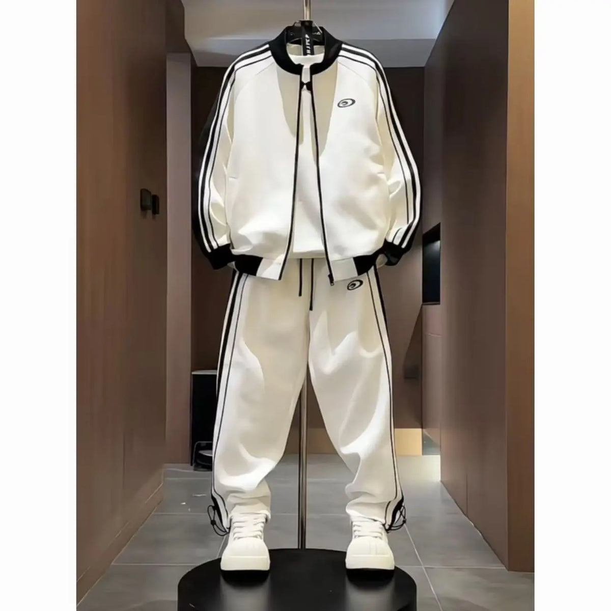 Men's Trendy Sporty Sets Stand-up Collar Jacket Sweatpants Casual 2 piece Spring Autumn 2026 Fashionable Simple Suit